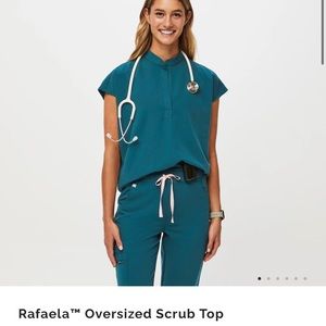 FIGS Scrub Top Caribbean Blue